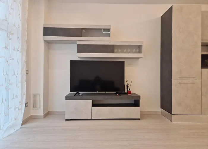 Apartment N&ghomesweethome Gogh Elegante E Confortevole Mailand